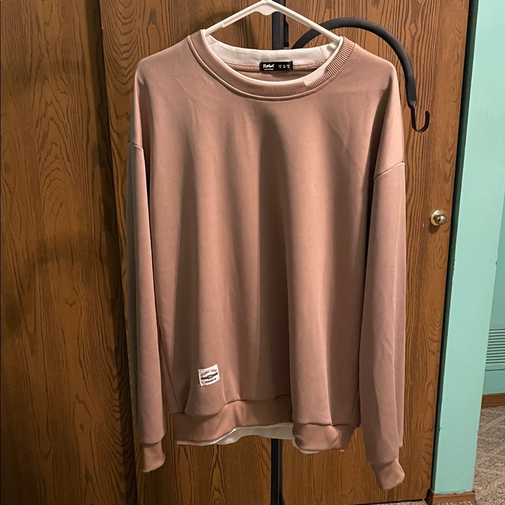 ROMWE Men's Tan Crewneck Sweater